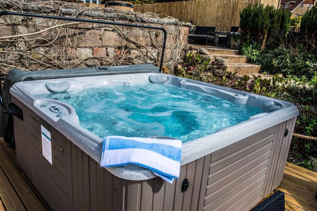 The Beach House-Devon- On The Beach- Sleeps 20 Villa Exmouth Eksteriør bilde