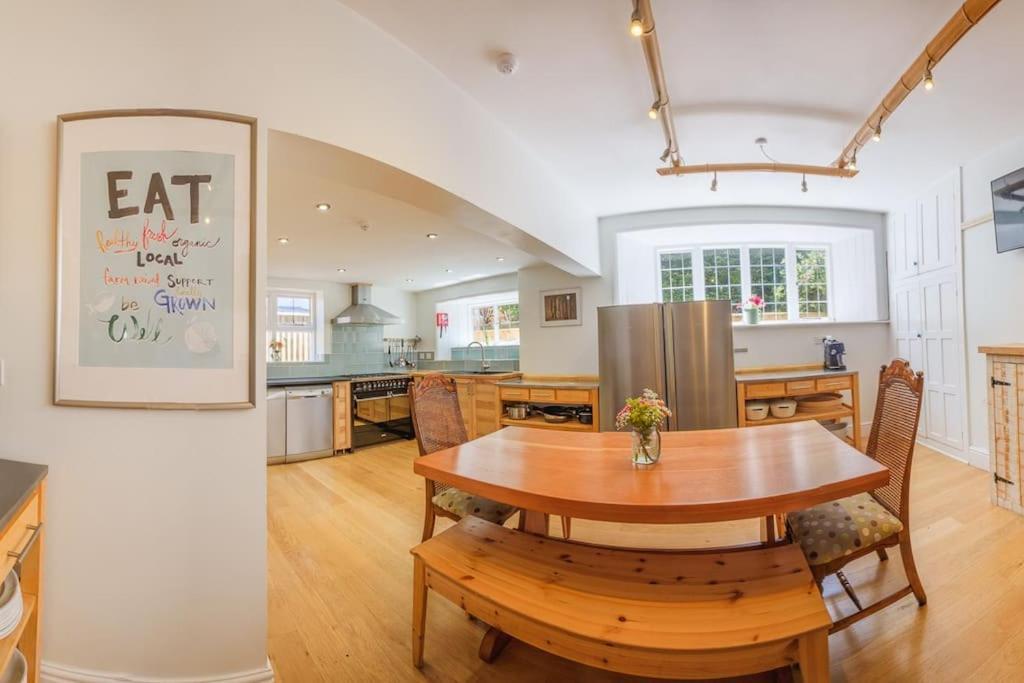 The Beach House-Devon- On The Beach- Sleeps 20 Villa Exmouth Eksteriør bilde